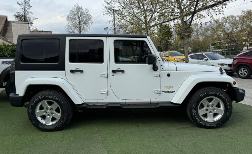 JEEP WRANGLER JKU SAHARA CRD