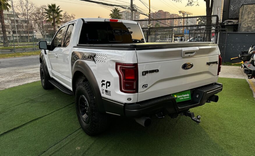 FORD F-150 RAPTOR