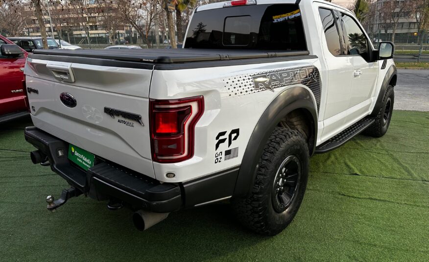 FORD F-150 RAPTOR