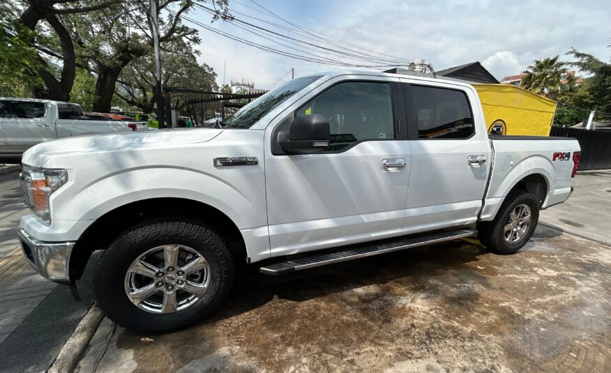 FORD F-150 XLT