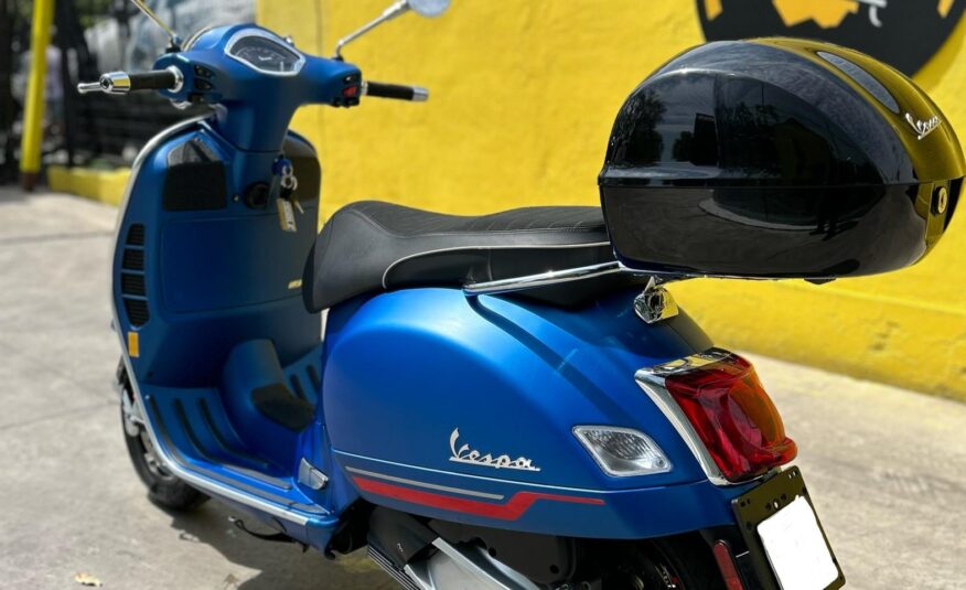 VESPA GTS 300 SUPER