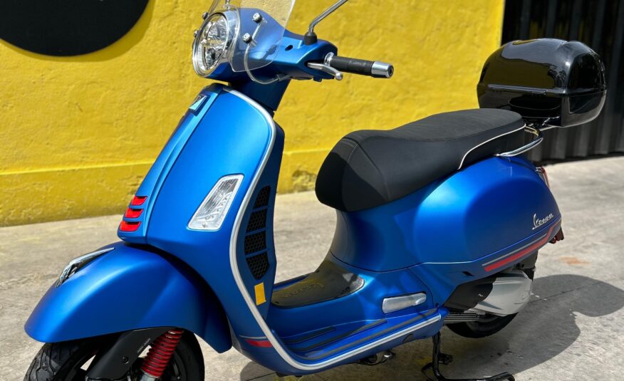 VESPA GTS 300 SUPER