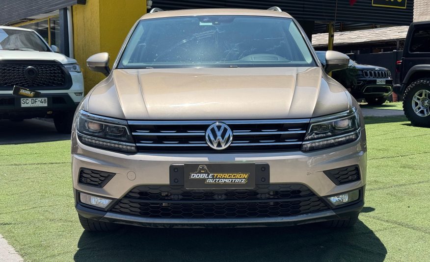 VOLKSWAGEN TIGUAN SPORT