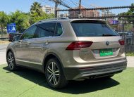 VOLKSWAGEN TIGUAN SPORT