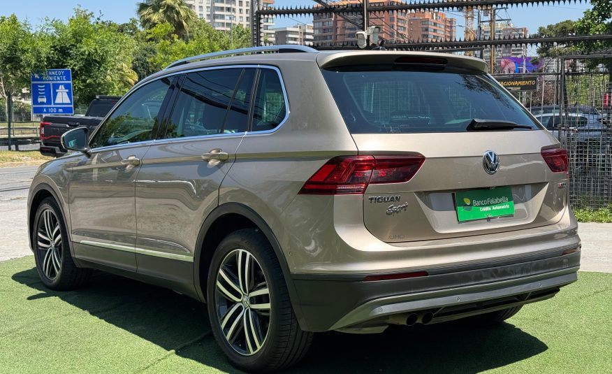 VOLKSWAGEN TIGUAN SPORT