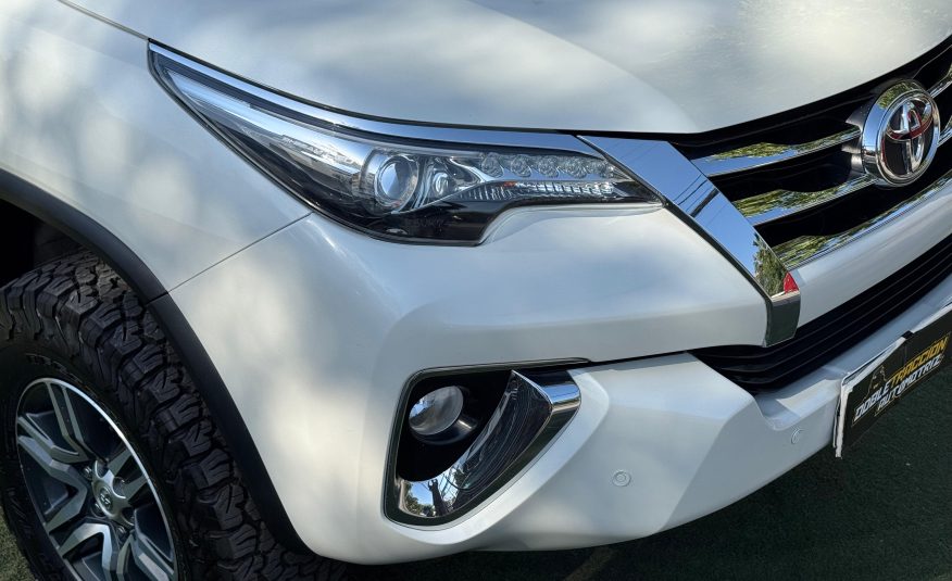 TOYOTA FORTUNER SRV