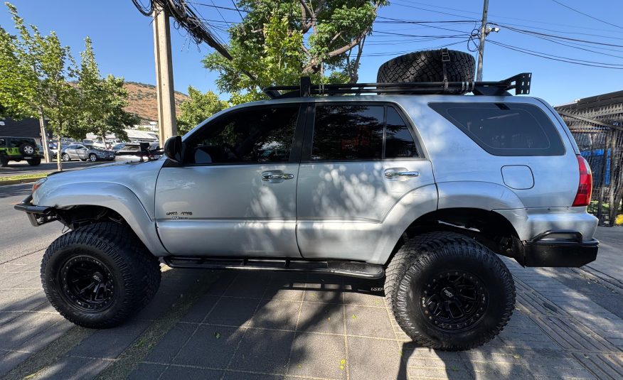 TOYOTA 4 RUNNER