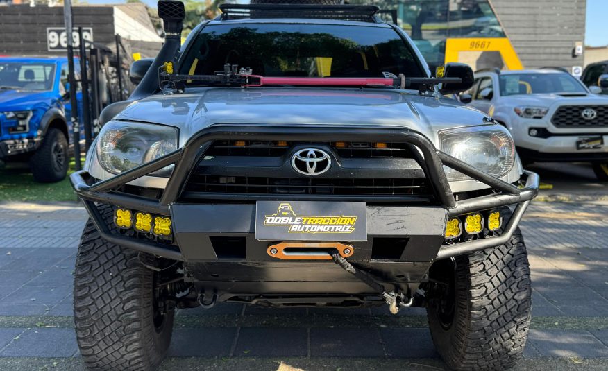 TOYOTA 4 RUNNER