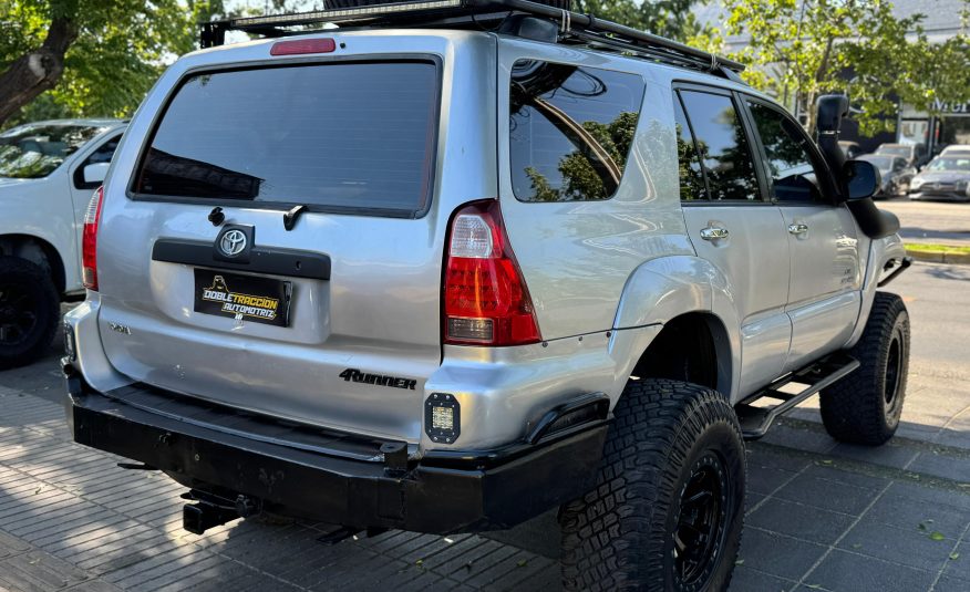 TOYOTA 4 RUNNER