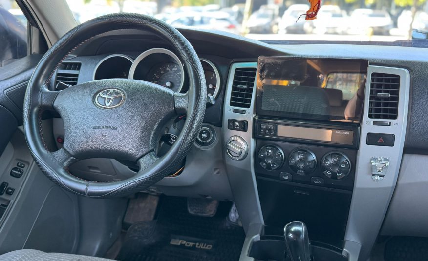 TOYOTA 4 RUNNER